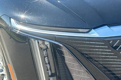 2024 Cadillac LYRIQ Luxury 1