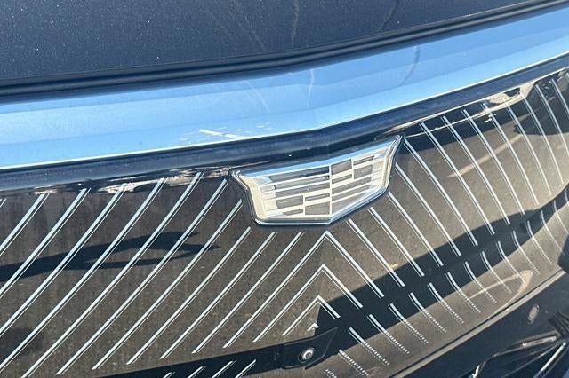 2024 Cadillac LYRIQ Luxury 1