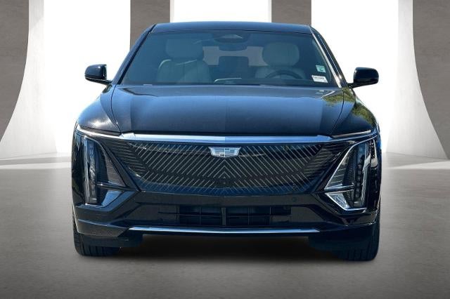 2024 Cadillac LYRIQ Luxury 1