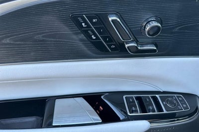 2024 Cadillac LYRIQ Luxury 1