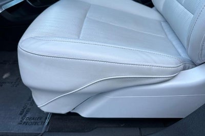 2024 Cadillac LYRIQ Luxury 1