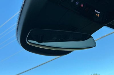 2024 Cadillac LYRIQ Luxury 1