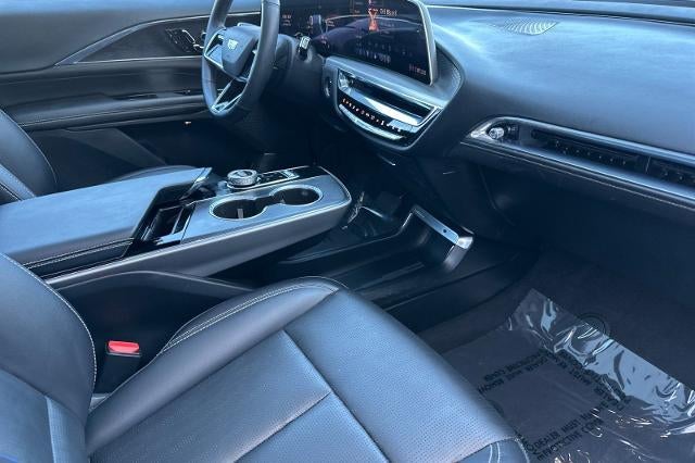 2024 Cadillac LYRIQ Sport 1