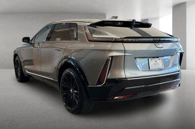2025 Cadillac LYRIQ Luxury 3