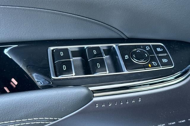 2025 Cadillac LYRIQ Sport 1