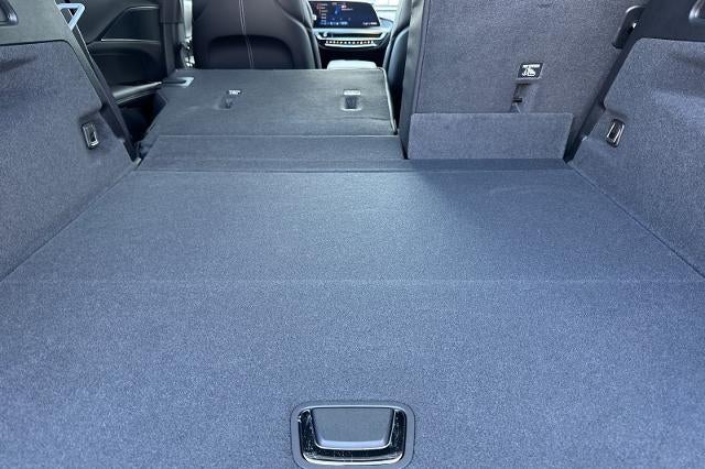 2025 Cadillac LYRIQ Sport 1