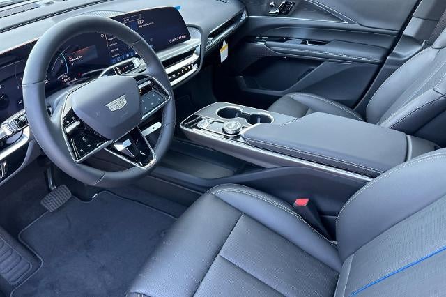 2025 Cadillac LYRIQ Sport 1