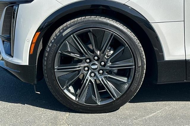 2024 Cadillac LYRIQ Sport 3