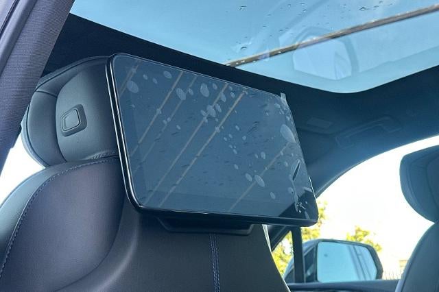 2026 Cadillac ESCALADE IQL Luxury