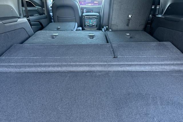 2026 Cadillac ESCALADE IQL Luxury