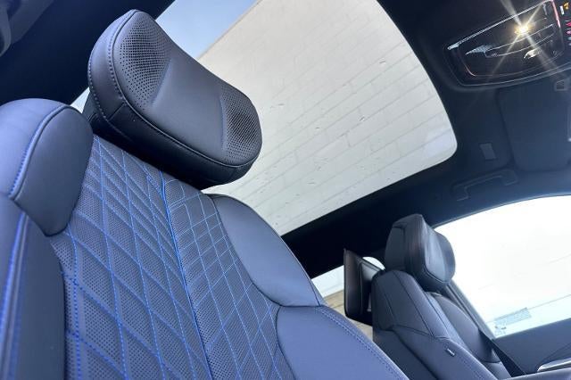 2026 Cadillac ESCALADE IQL Luxury