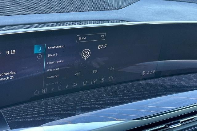 2026 Cadillac ESCALADE IQL Luxury