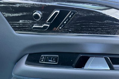 2026 Cadillac ESCALADE IQL Sport