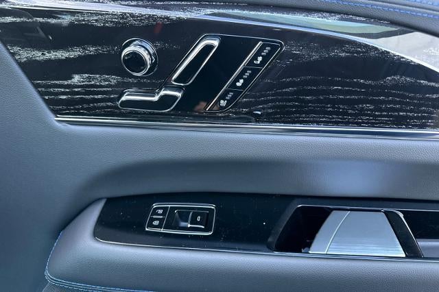 2026 Cadillac ESCALADE IQL Sport