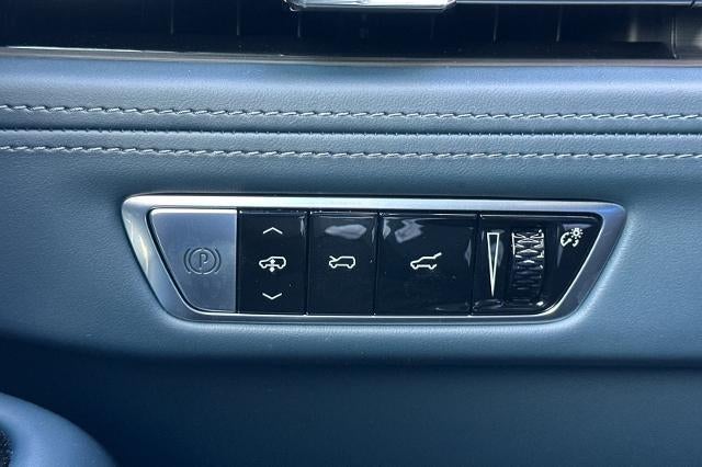 2026 Cadillac ESCALADE IQL Premium Sport