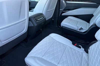 2026 Cadillac Escalade Platinum Luxury