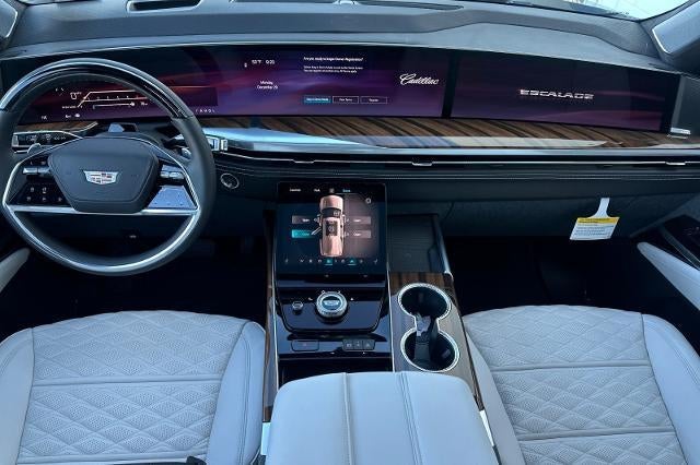 2026 Cadillac Escalade Platinum Luxury