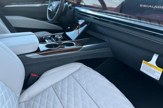 2026 Cadillac Escalade Platinum Luxury