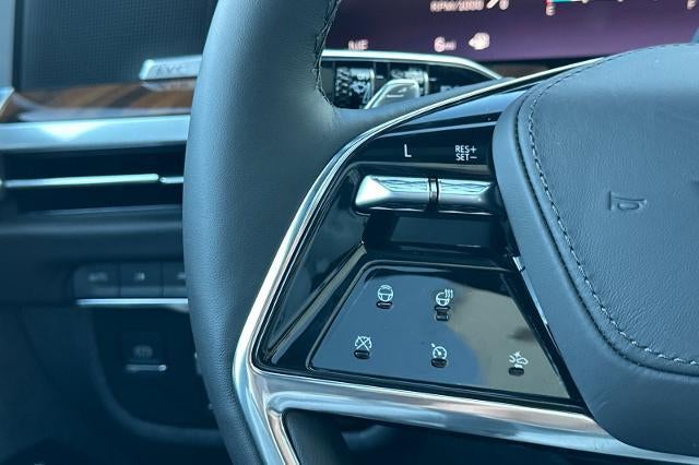 2026 Cadillac Escalade Platinum Luxury