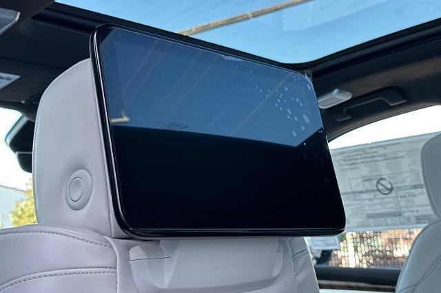 2026 Cadillac Escalade Platinum Luxury