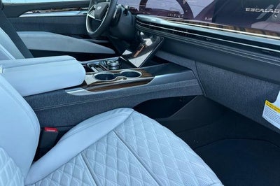 2026 Cadillac Escalade Platinum Luxury