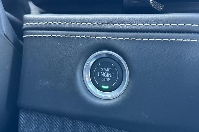 2026 Cadillac Escalade Platinum Luxury