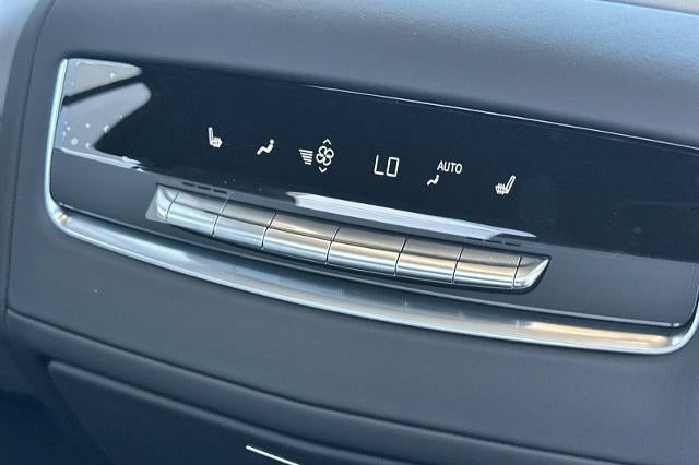 2026 Cadillac Escalade Platinum Luxury - Photo 12