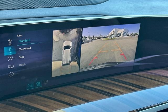 2026 Cadillac Escalade Platinum Luxury - Photo 22