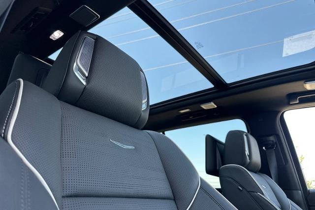2026 Cadillac Escalade ESV Luxury