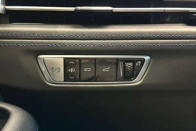2026 Cadillac ESCALADE IQ Sport