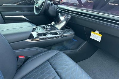 2026 Cadillac ESCALADE IQ Sport