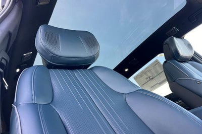 2025 Cadillac ESCALADE IQ Sport 2