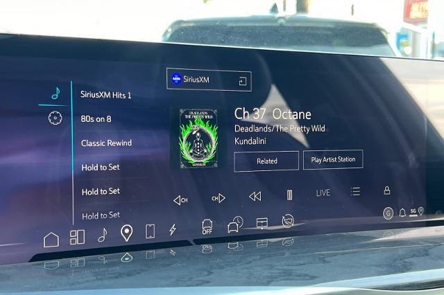 2025 Cadillac ESCALADE IQ Sport 2