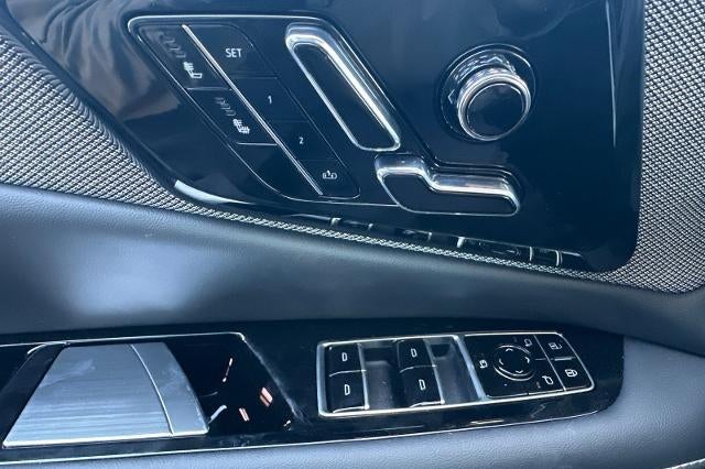 2027 Cadillac OPTIQ Luxury