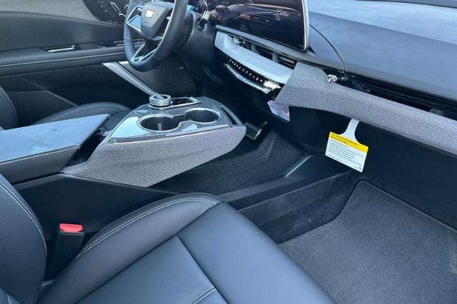 2027 Cadillac OPTIQ Luxury