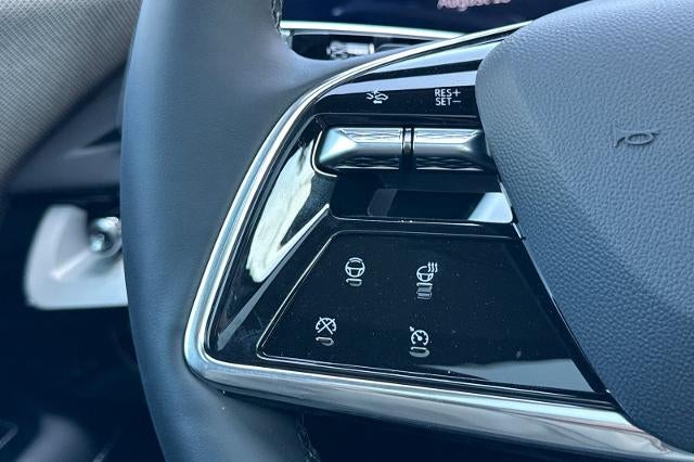 2027 Cadillac OPTIQ Luxury