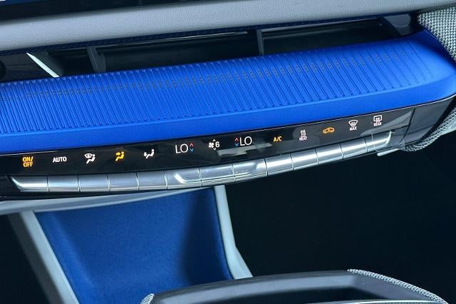 2027 Cadillac OPTIQ Luxury - Photo 23