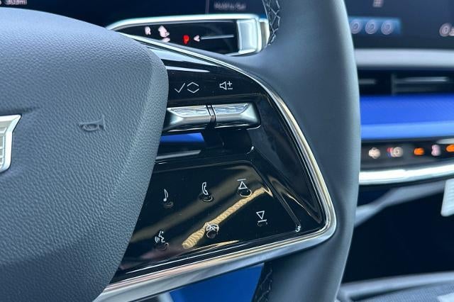 2027 Cadillac OPTIQ Luxury - Photo 27