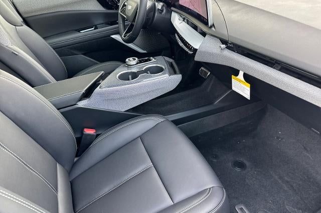 2027 Cadillac OPTIQ Luxury