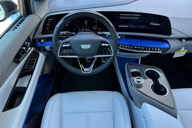 2027 Cadillac OPTIQ Luxury