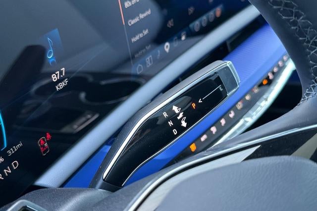 2027 Cadillac OPTIQ Luxury