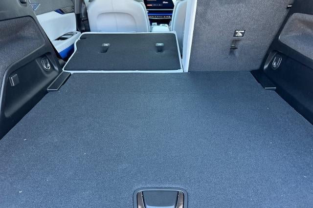 2027 Cadillac OPTIQ Luxury - Photo 16