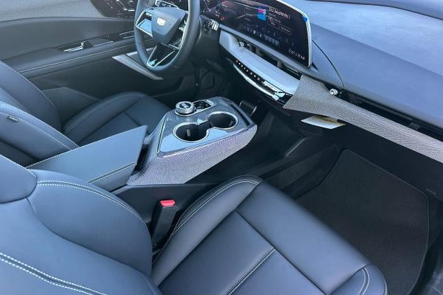 2027 Cadillac OPTIQ Luxury