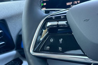 2027 Cadillac OPTIQ Luxury