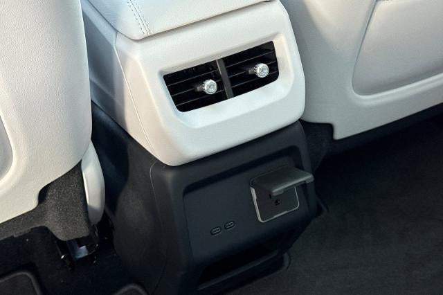 2027 Cadillac OPTIQ Luxury