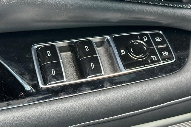 2027 Cadillac OPTIQ Luxury