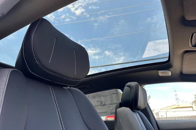 2027 Cadillac OPTIQ Luxury
