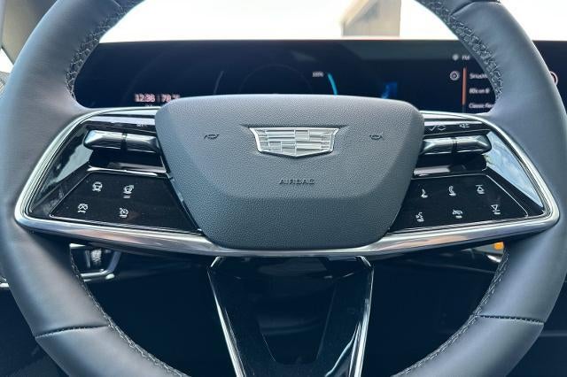2027 Cadillac OPTIQ Luxury