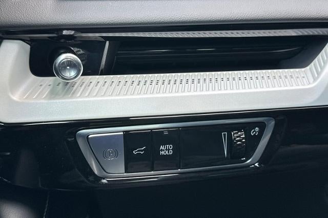 2027 Cadillac OPTIQ Luxury