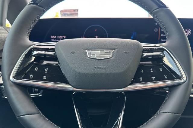 2027 Cadillac OPTIQ Luxury